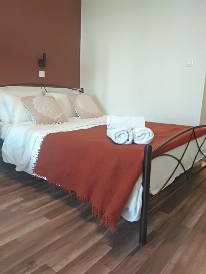 Karavos Hotel Portariá Esterno foto