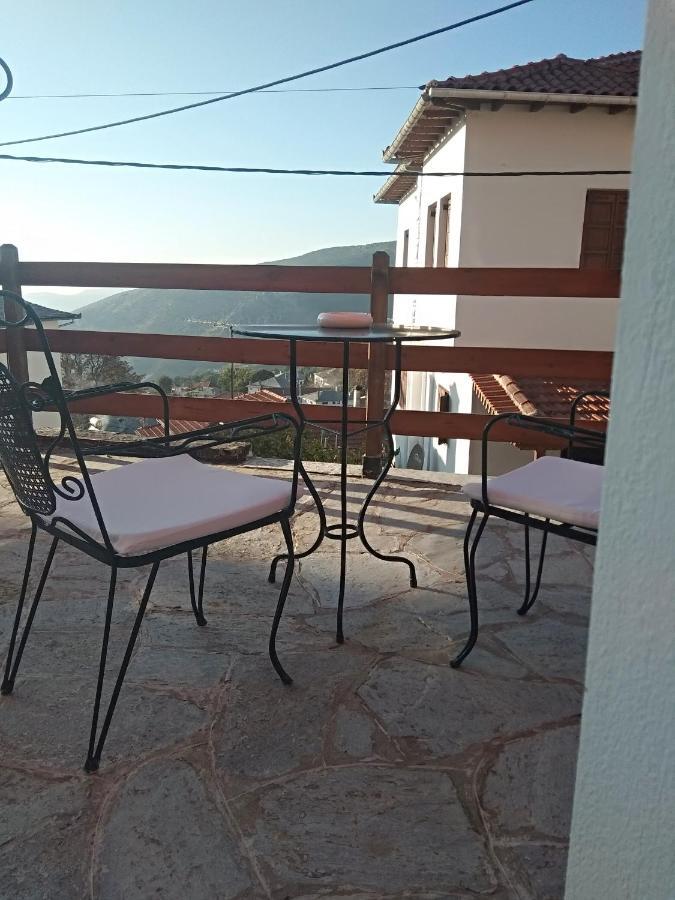 Karavos Hotel Portariá Esterno foto